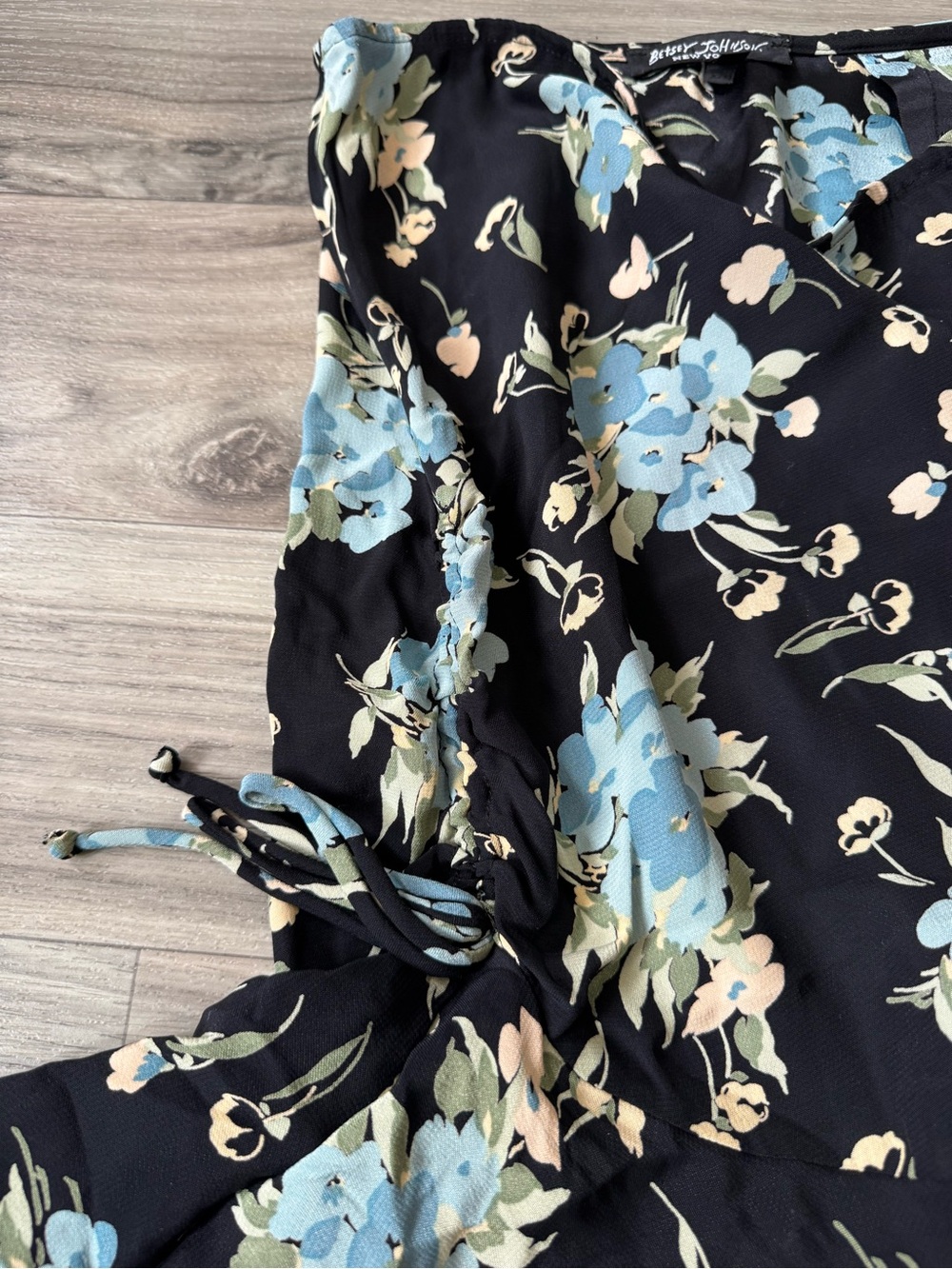 Vintage Betsy Johnson Side Ruffle Floral Asymmetric Midi Skirt Made in USA Sz 4 - Picture 8 of 10